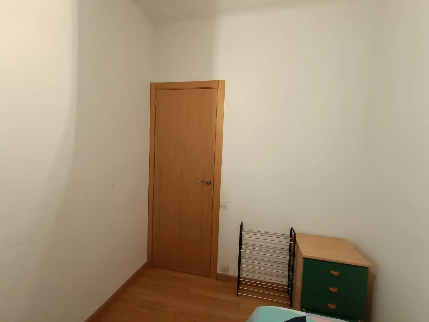 Habitación de Piso en venta en L'Hospitalet de Llobregat con Amueblado y Balcón