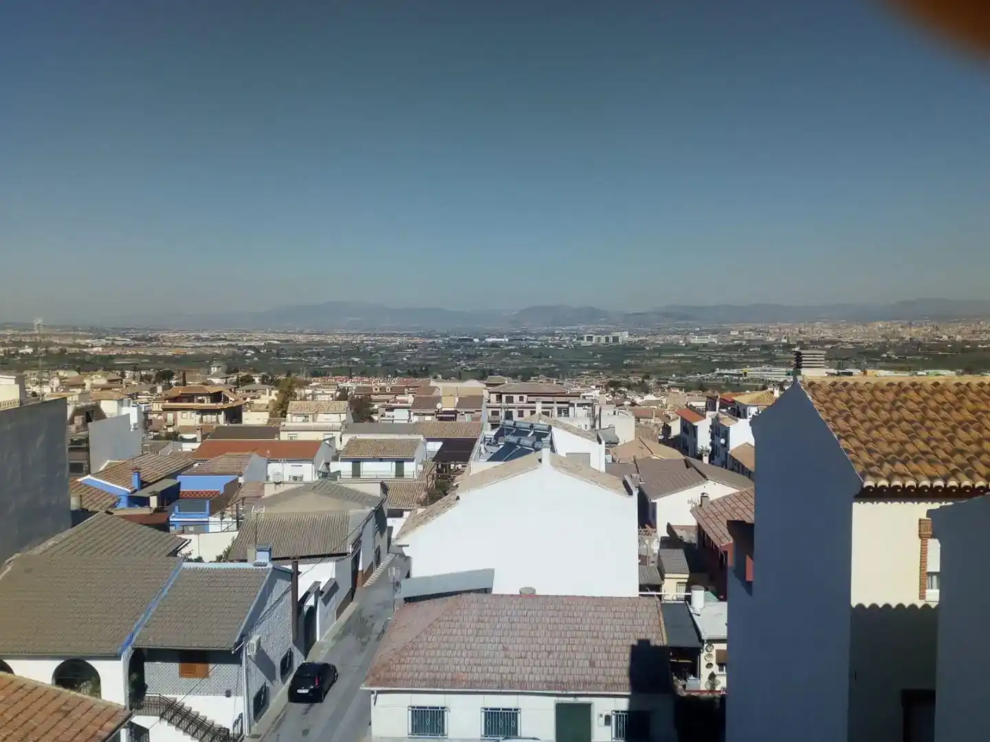 Vista exterior de Àtic en venda en La Zubia amb Aire condicionat i Balcó