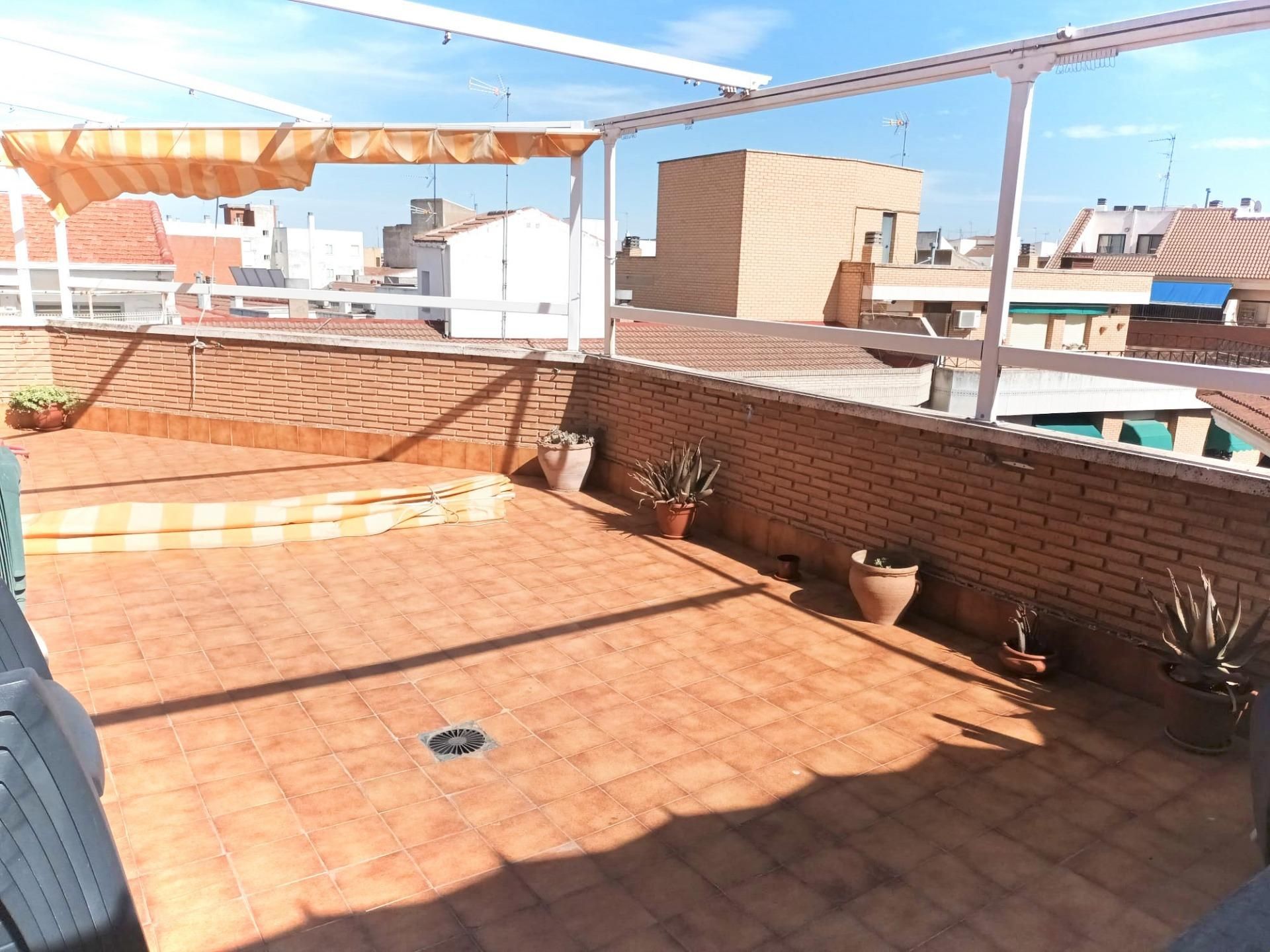 Terraza de Ático en venta en Ciudad Real Capital con Aire acondicionado, Calefacción y Terraza