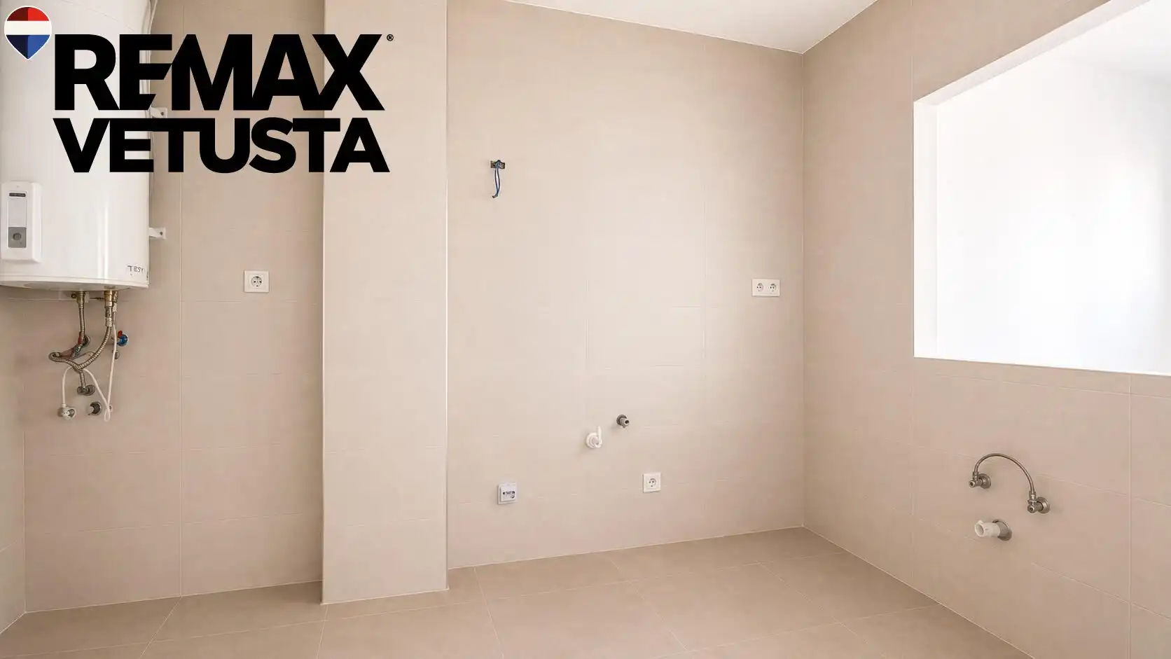 Wohnung zum Verkauf in Níjar mit Abstellraum und Gemeinschaftspool