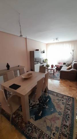 Piso en Venta en Calle Manuel Llaneza en HUCA - La Cadellada