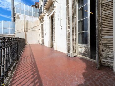 Appartamento con balcone in vendita a Centre - Sant Oleguer