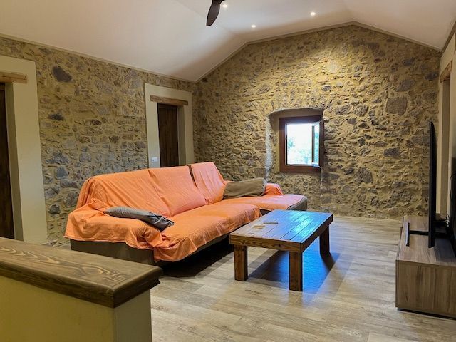 Country house for sale in Llagostera