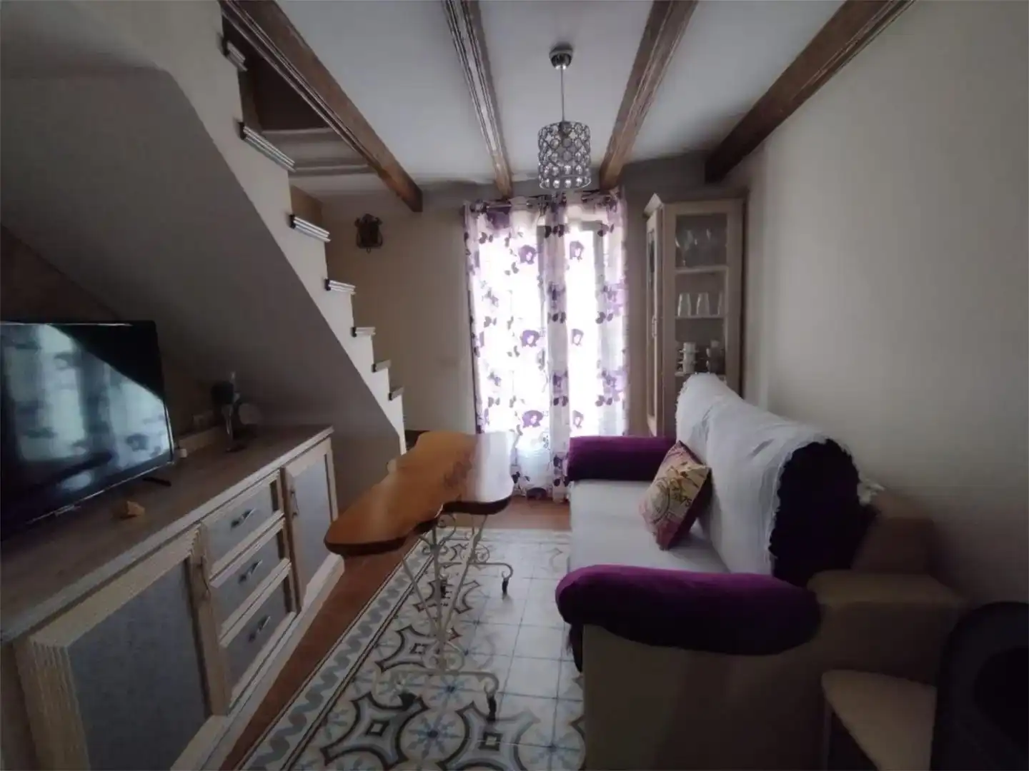 Sala d'estar de Dúplex de lloguer en Casares amb Traster, Moblat i Balcó