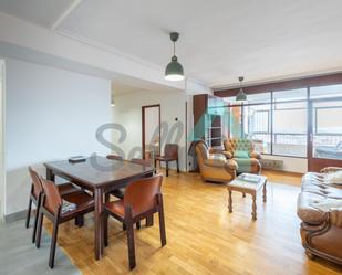 Living room of Flat to share in Oviedo   with Heating, Parquet flooring and Furnished