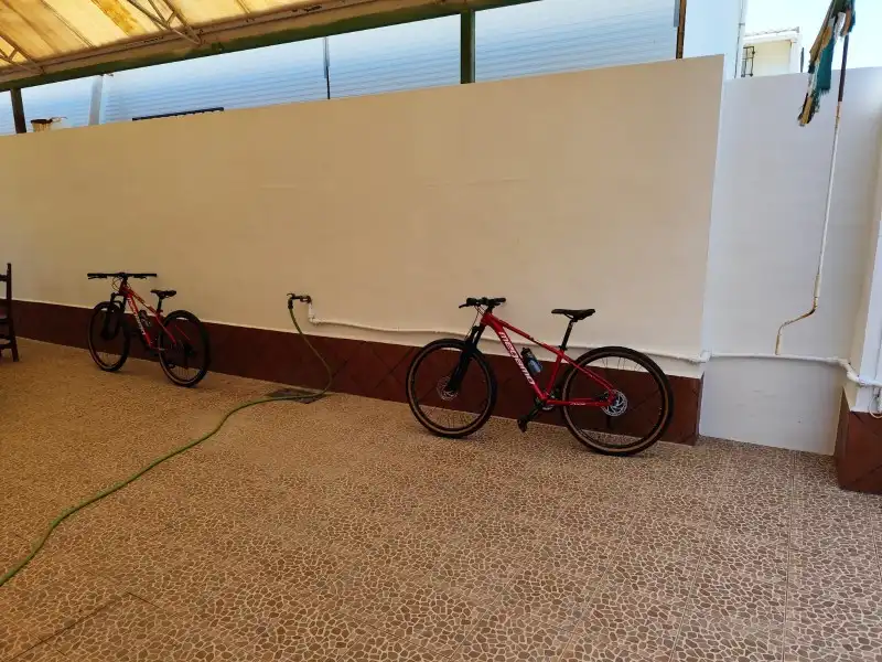 Parkplatz von Country house zur Miete in Motril mit Klimaanlage, Terrasse und Schwimmbad