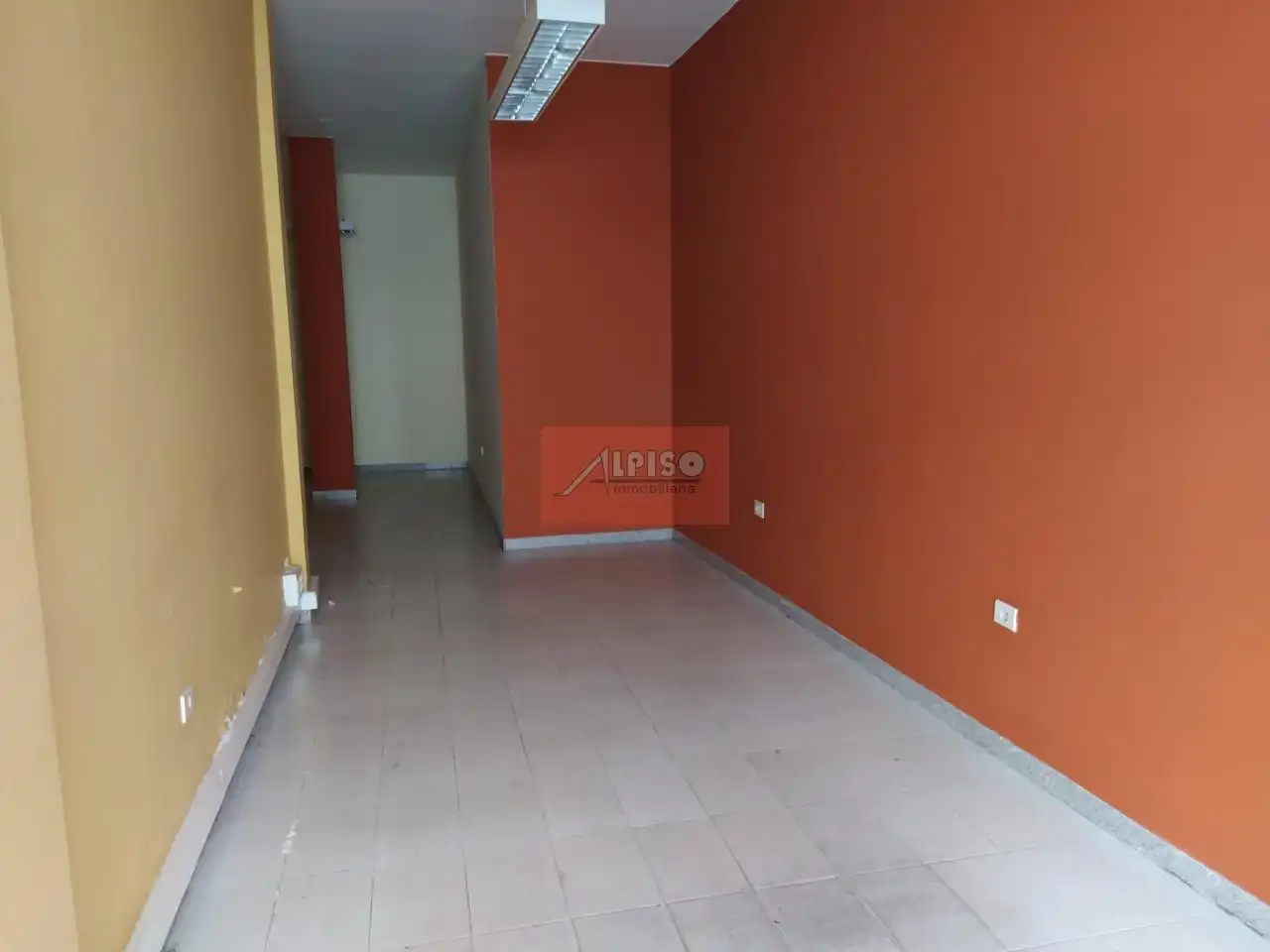 Business premises for sale in Couto, imagen 2