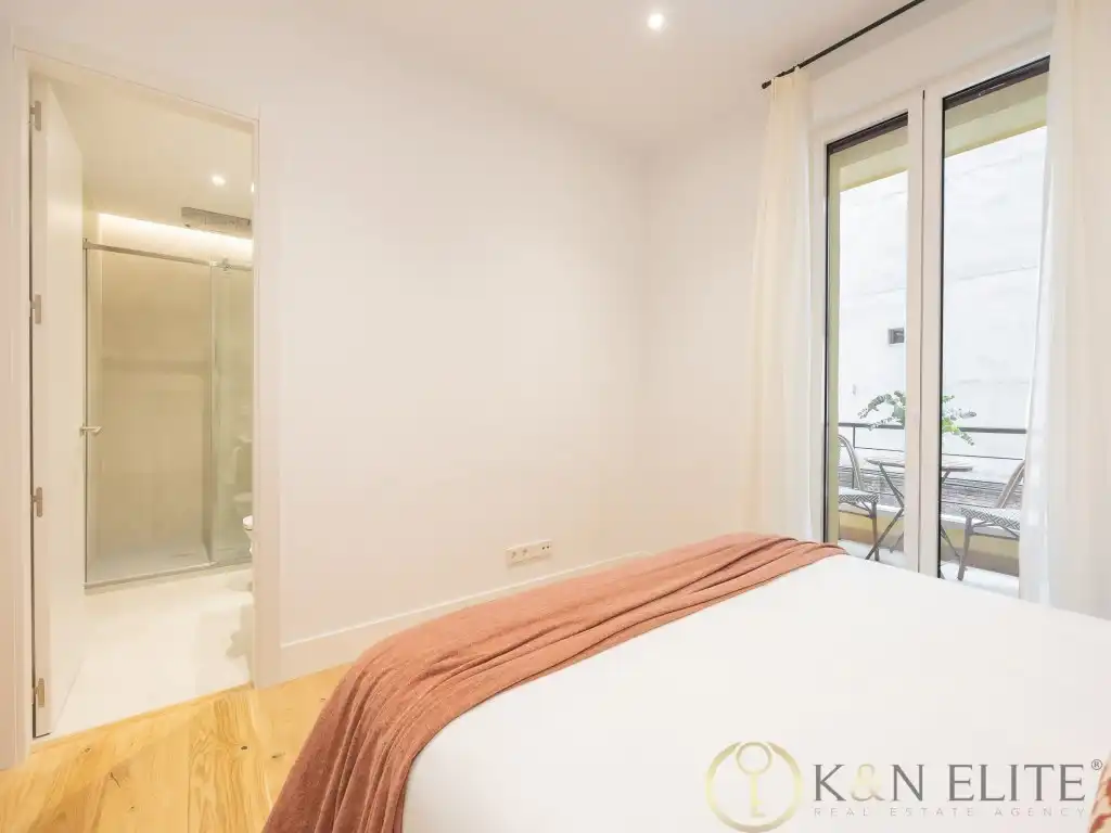 Flat with terrace for sale in Calle Castello, imagen 34