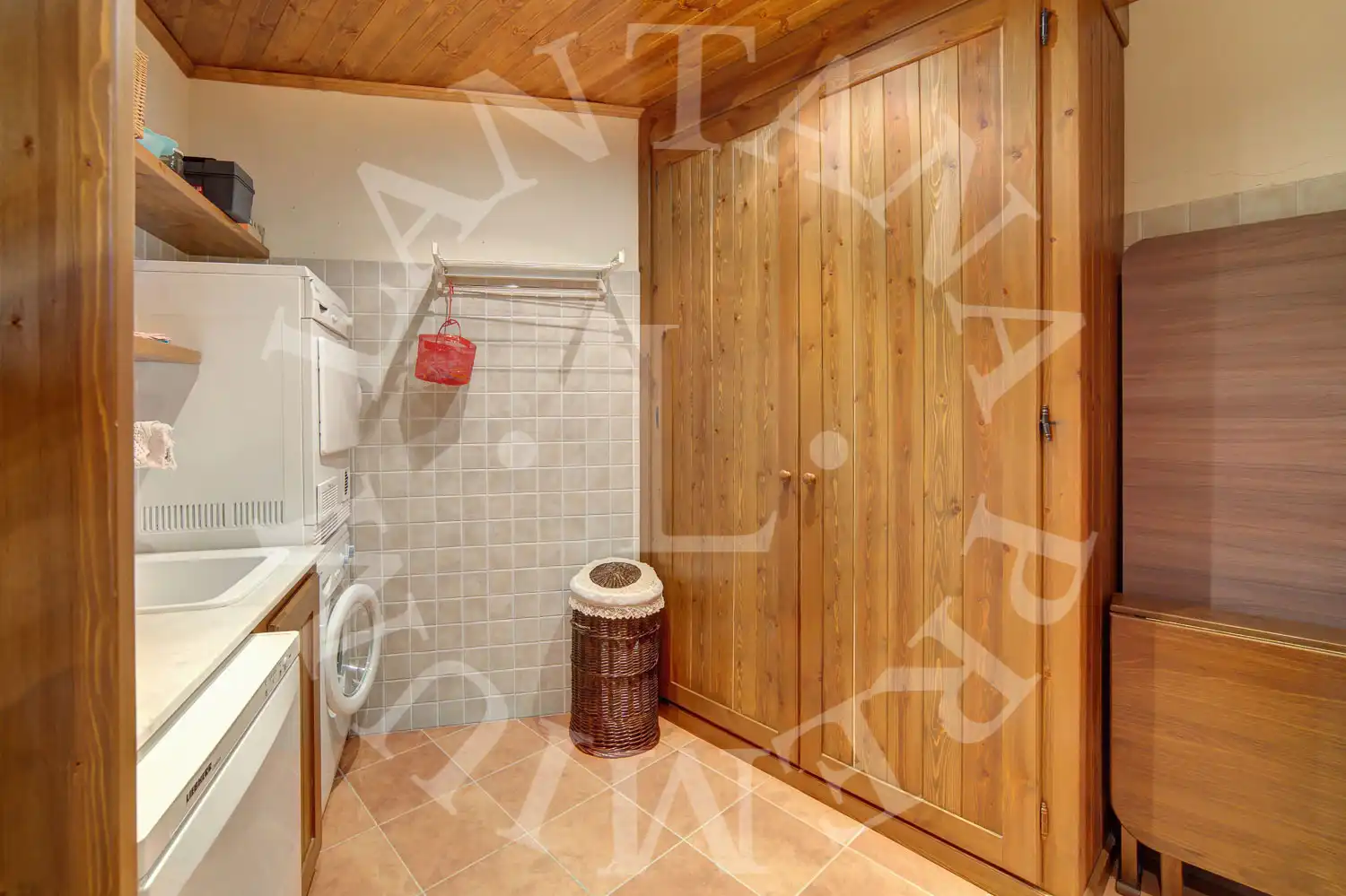 Cocina de Casa adosada en venta en Naut Aran con Calefacción, Jardín privado y Parquet