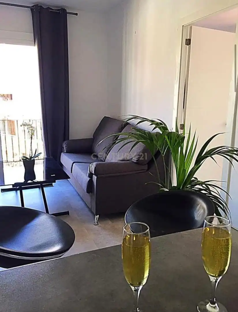 Sala de estar de Apartamento en venta en Sitges con Balcón