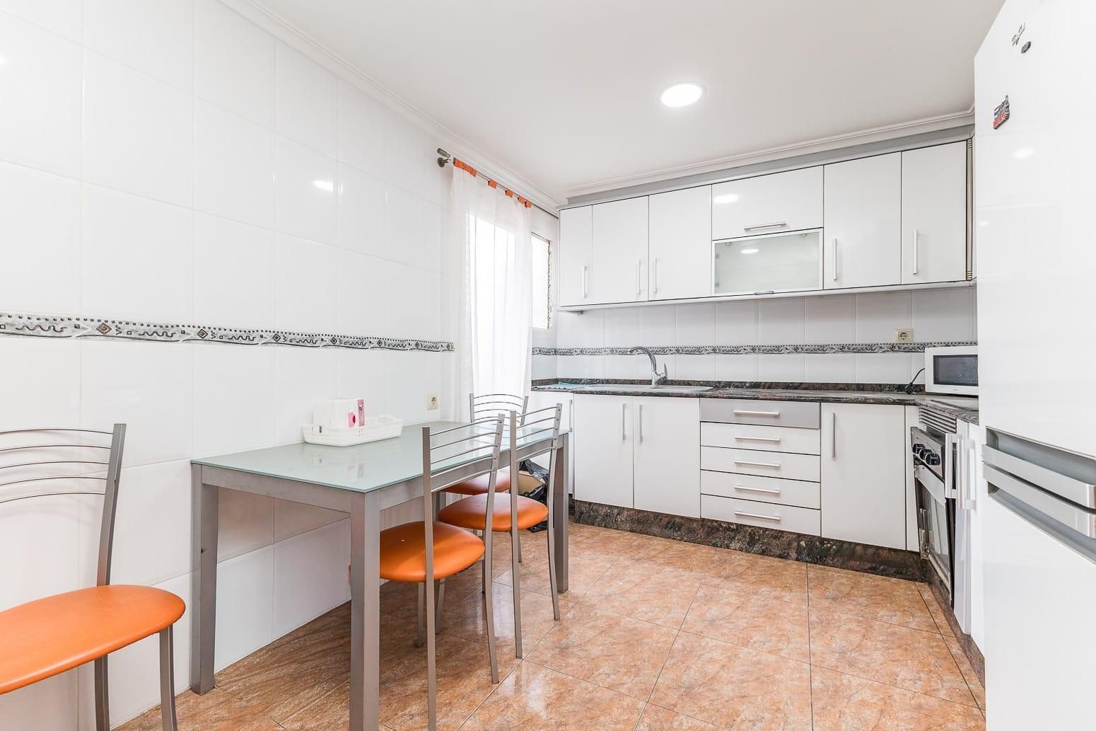 Cuina de Pis en venda en Torrent amb Aire condicionat i Balcó