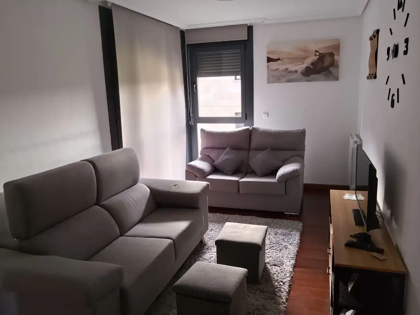 Sala d'estar de Pis en venda en Ribamontán al Monte amb Parquet i Moblat