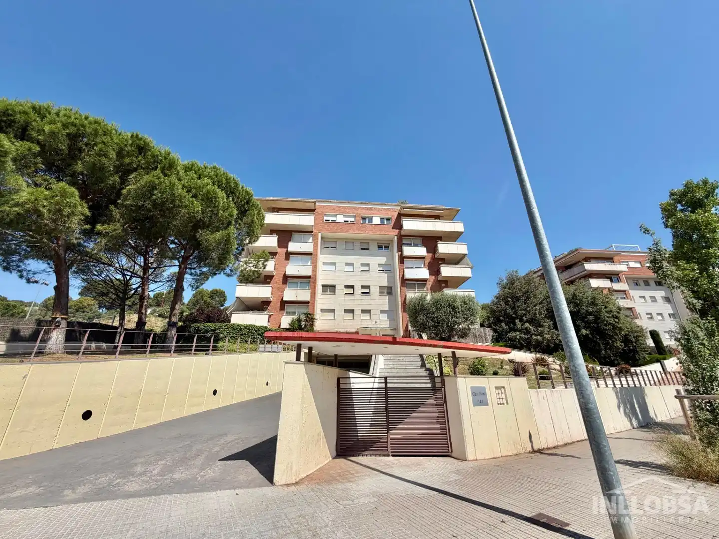 Exterior view of Attic for rent in Manresa  with Air Conditioner, Heating and Terrace