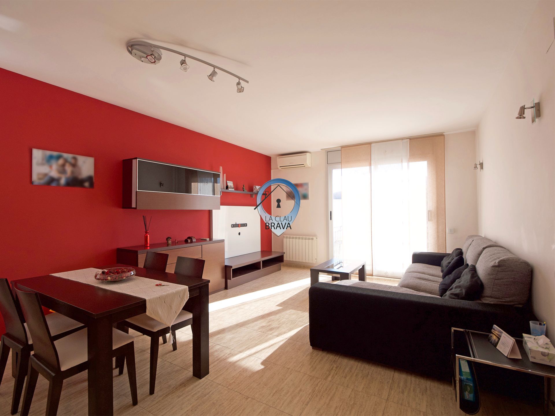 Living room of Flat for sale in Sant Feliu de Guíxols  with Air Conditioner, Heating and Balcony