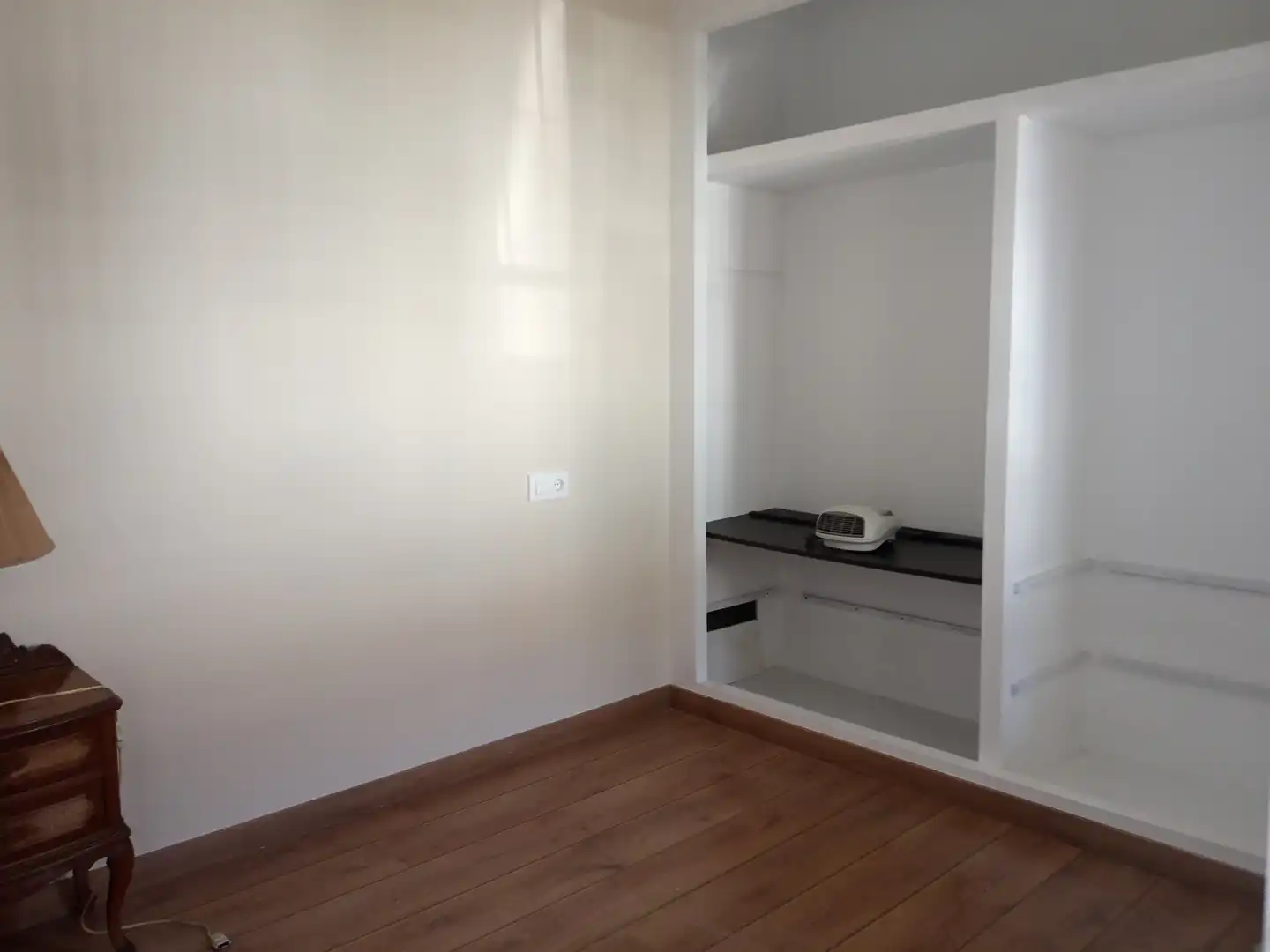 Habitación de Casa adosada de alquiler en Ourense Capital  con Terraza, Trastero y Amueblado
