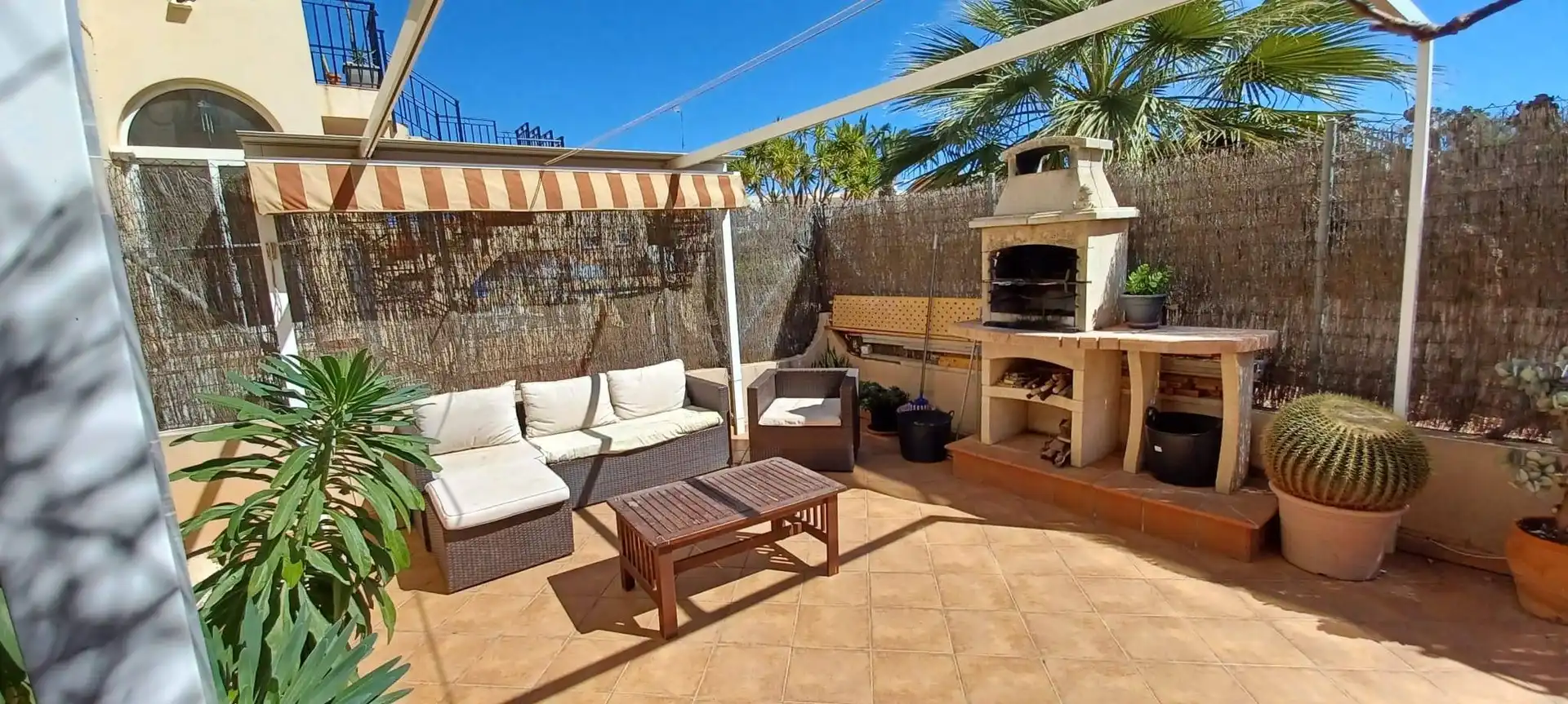 Bungalow con jardín en venta en Orihuela Costa, imagen 2