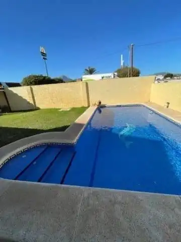 Piscina de Casa o xalet en venda en L'Alfàs del Pi amb Aire condicionat, Calefacció i Jardí privat