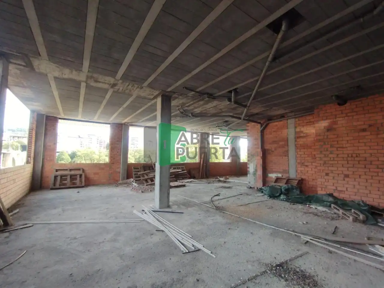 Local comercial de lloguer a A Ponte, imagen 2