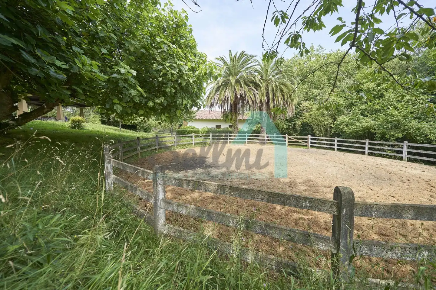 Casa o xalet en venda en Gijón  amb Aire condicionat, Jardí privat i Parquet