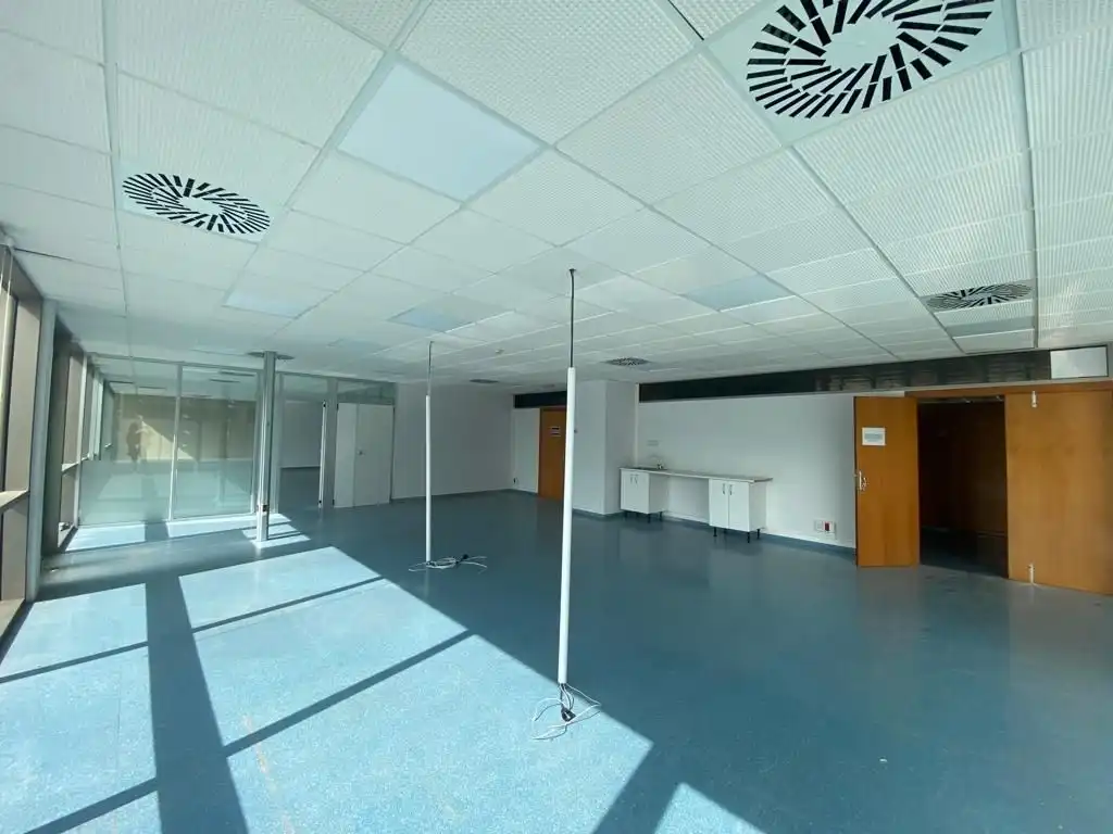 Office space with lift to rent in Carrer Poniente, imagen 10