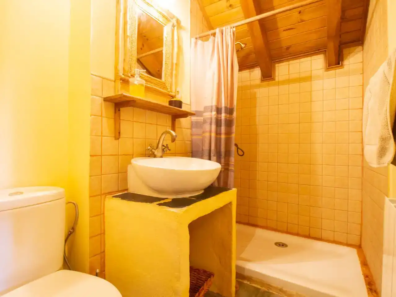 Baño de Casa o chalet en venta en Galve de Sorbe con Jardín privado, Parquet y Amueblado