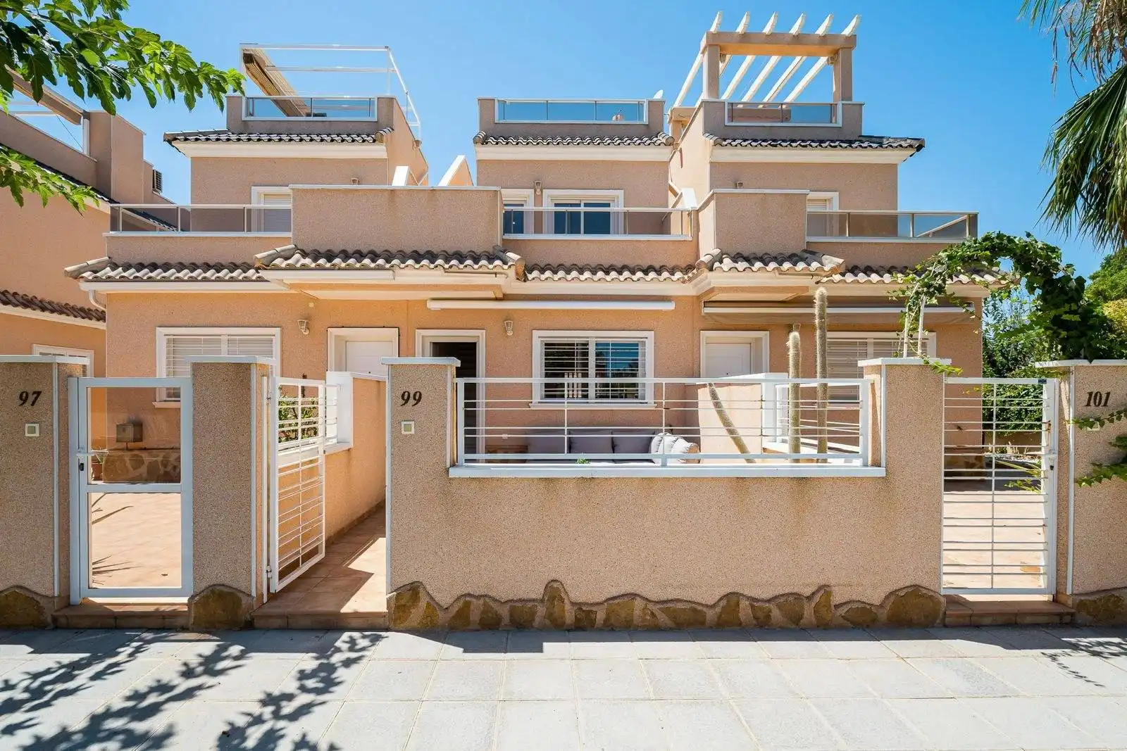 Exterior view of Detached homes for rent in Pilar de la Horadada  with Air Conditioner, Heating and Private garden