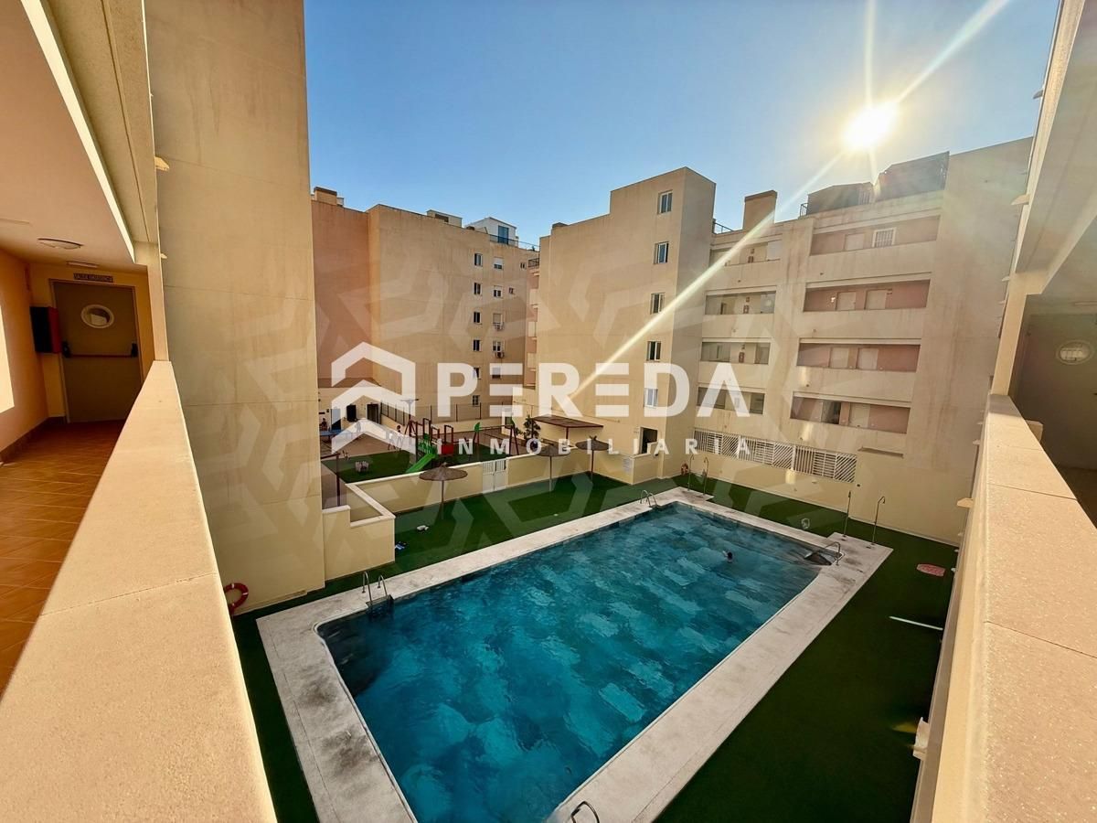 Swimming pool of Apartment for sale in Roquetas de Mar  with Terrace and Community pool