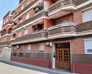 Exterior view of Flat for sale in Manzanares  with Heating