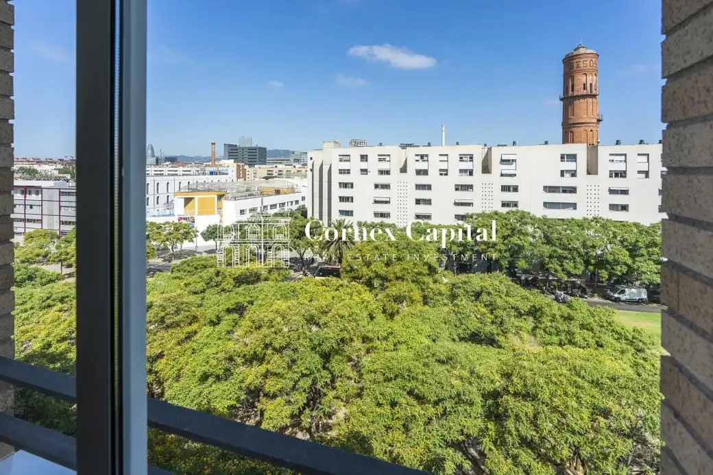 Vista exterior de Dúplex en venda en Barcelona amb Aire condicionat, Calefacció i Jardí privat