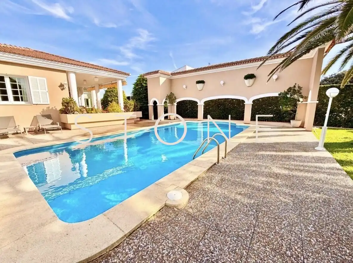 Casa con piscina in vendita a Cala en Blanes, imagen 2
