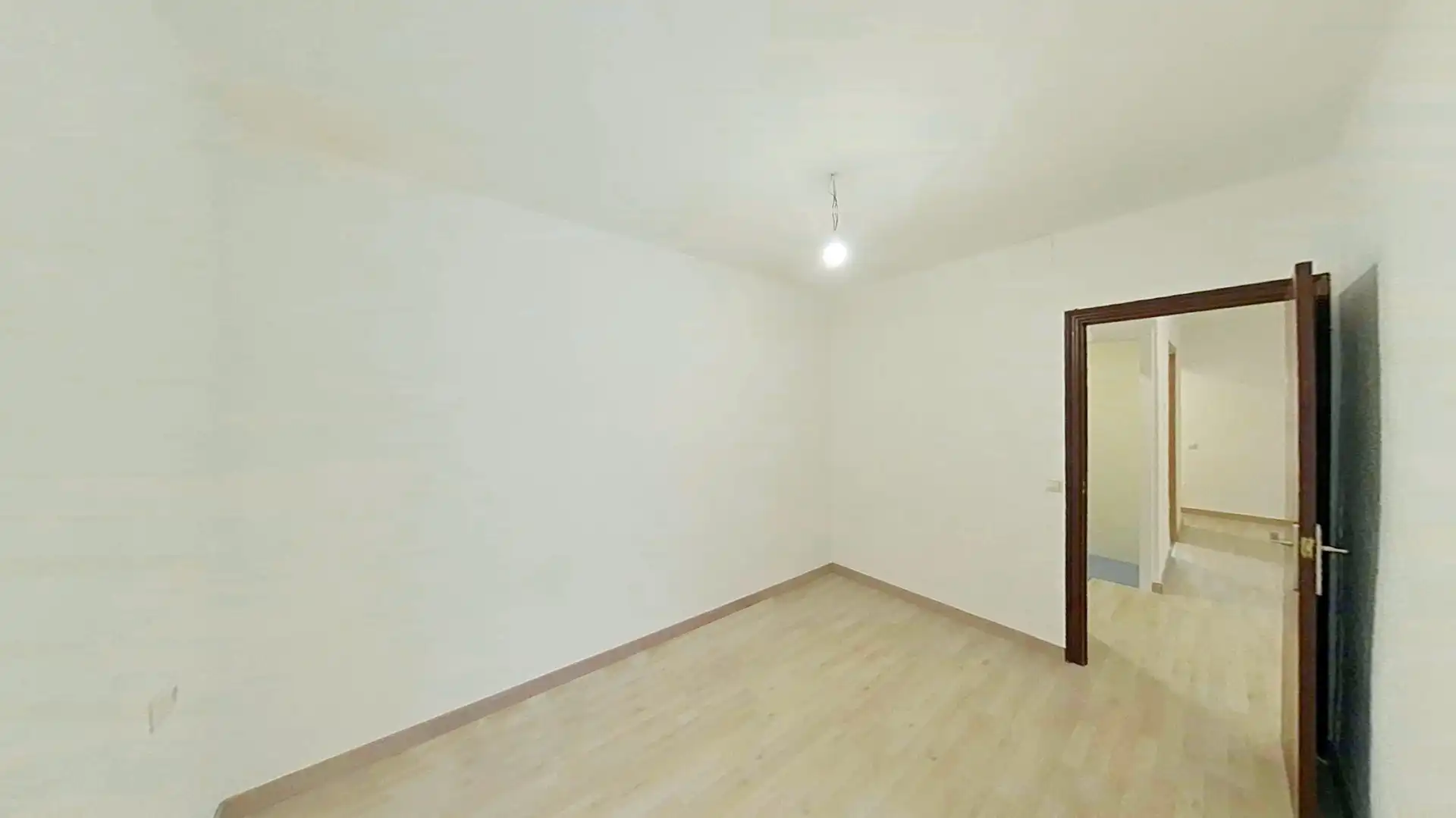 Flat for rent in Llefià