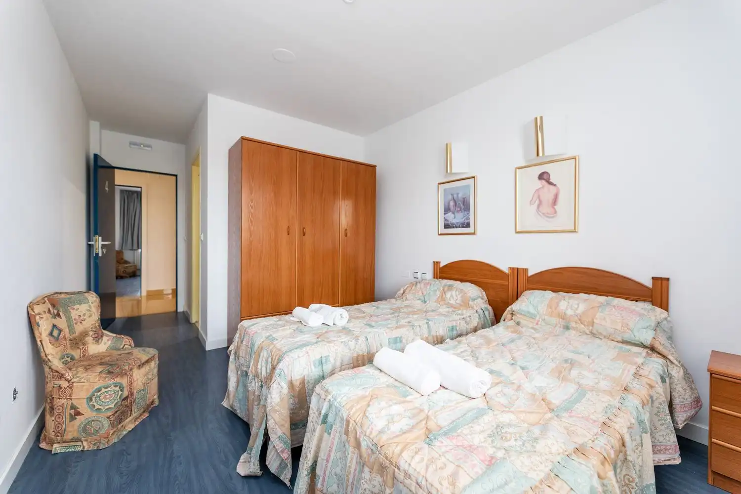 Habitación de Edificio en venta en Riocabado