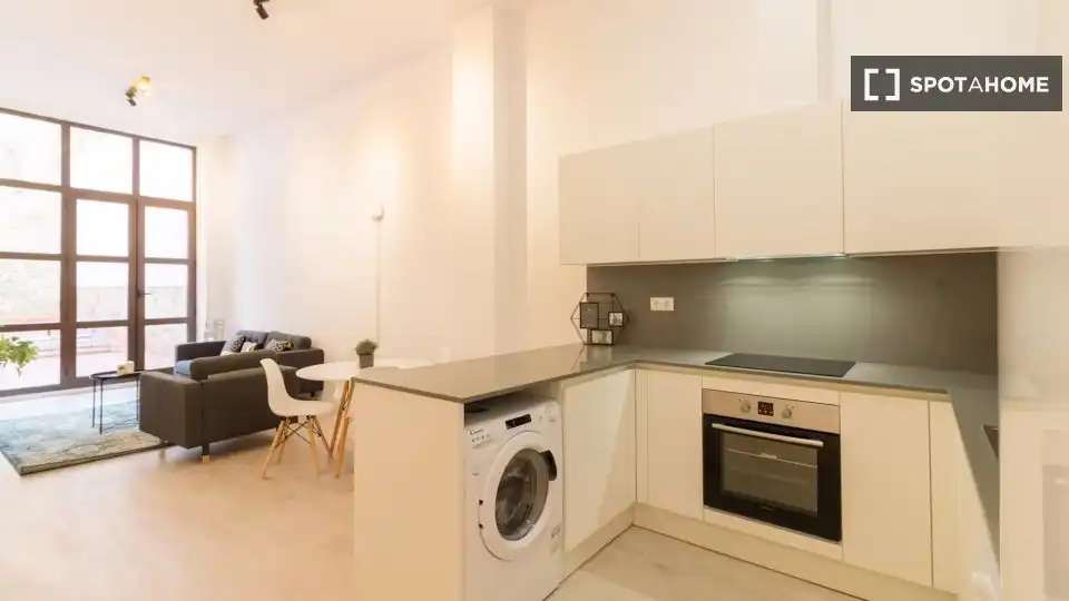 Piso en alquiler en Ciutat Vella, imagen 3