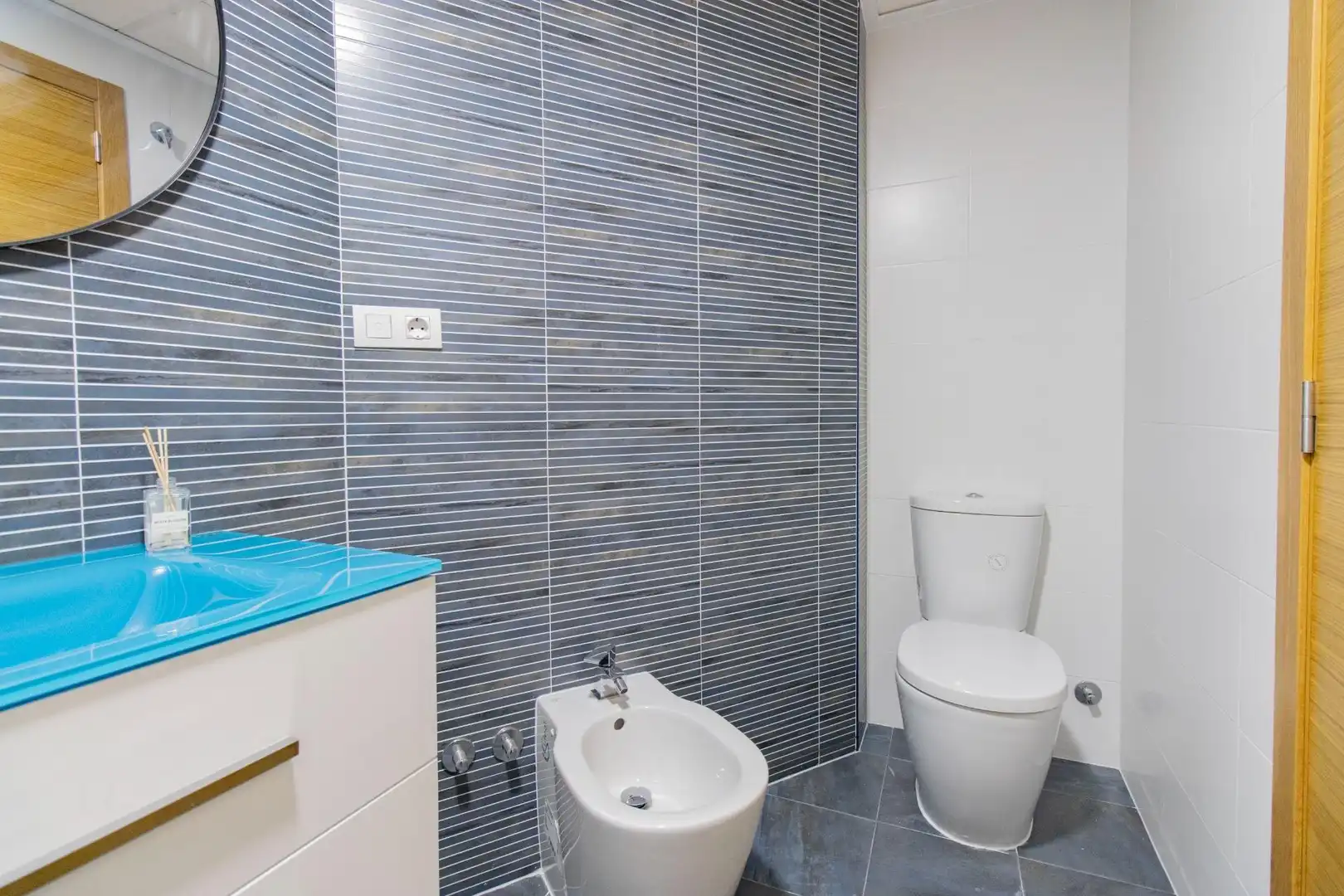 Bany de Pis en venda en Gandia amb Aire condicionat i Piscina comunitària