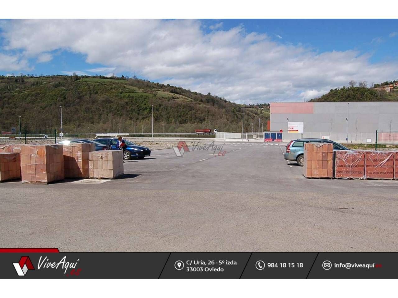 Parking of Industrial land for sale in Oviedo 