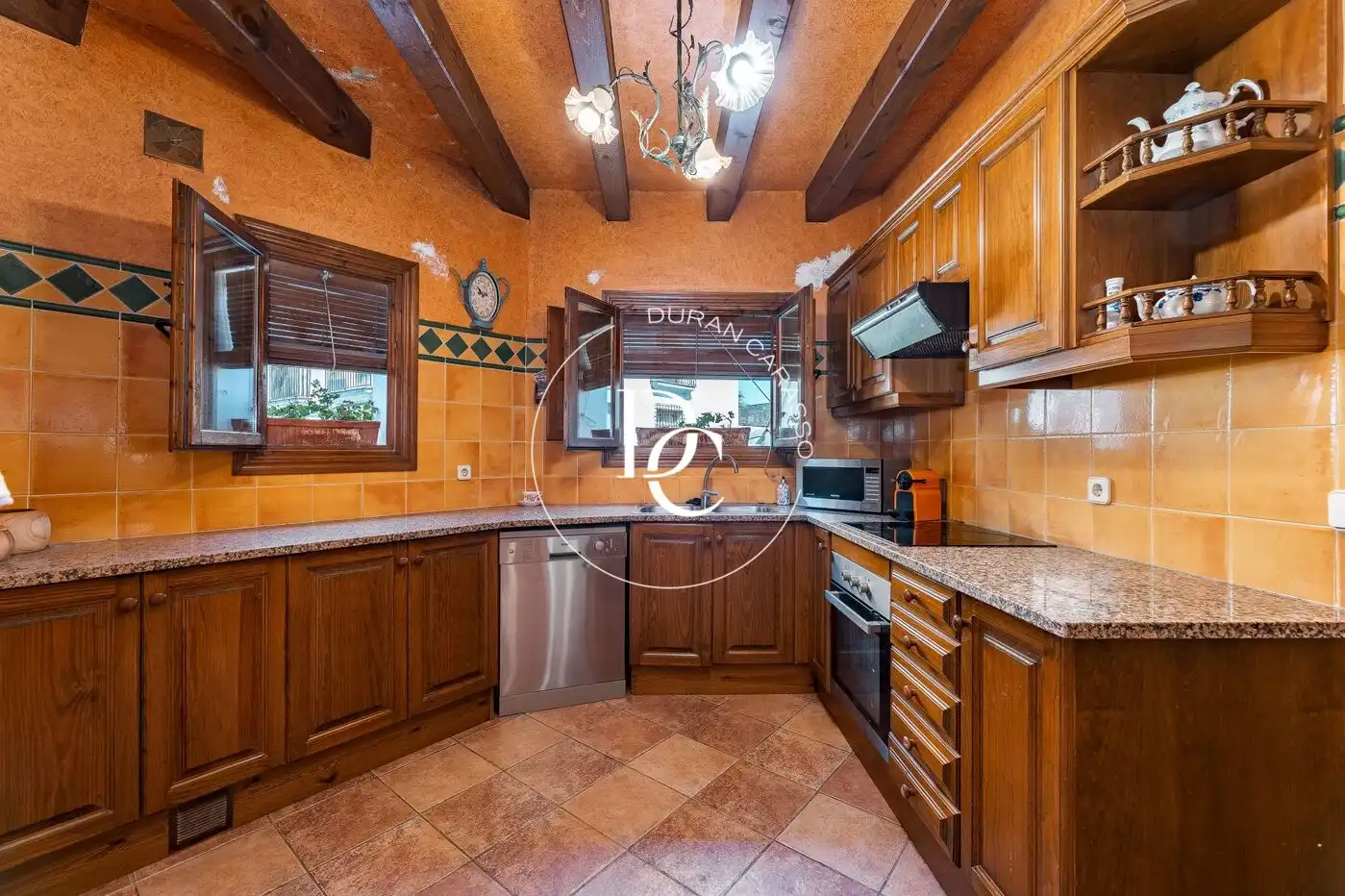 Cocina de Casa o chalet en venta en Sant Pere de Ribes con Aire acondicionado, Calefacción y Terraza