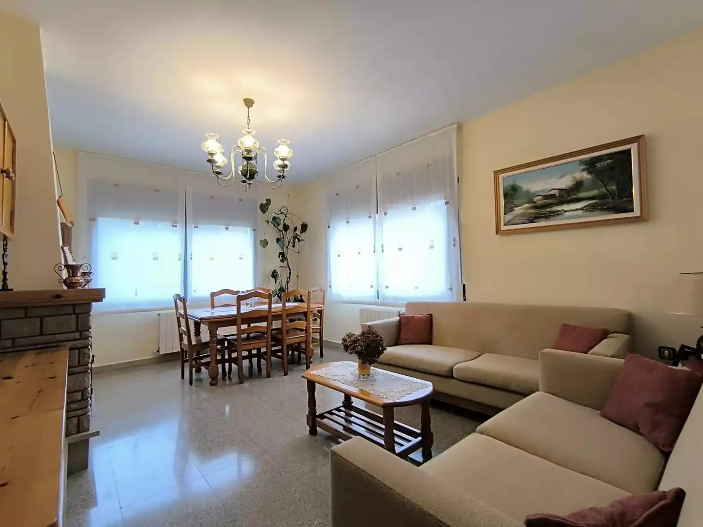 Sala d'estar de Casa o xalet en venda en Fogars de la Selva amb Calefacció i Terrassa