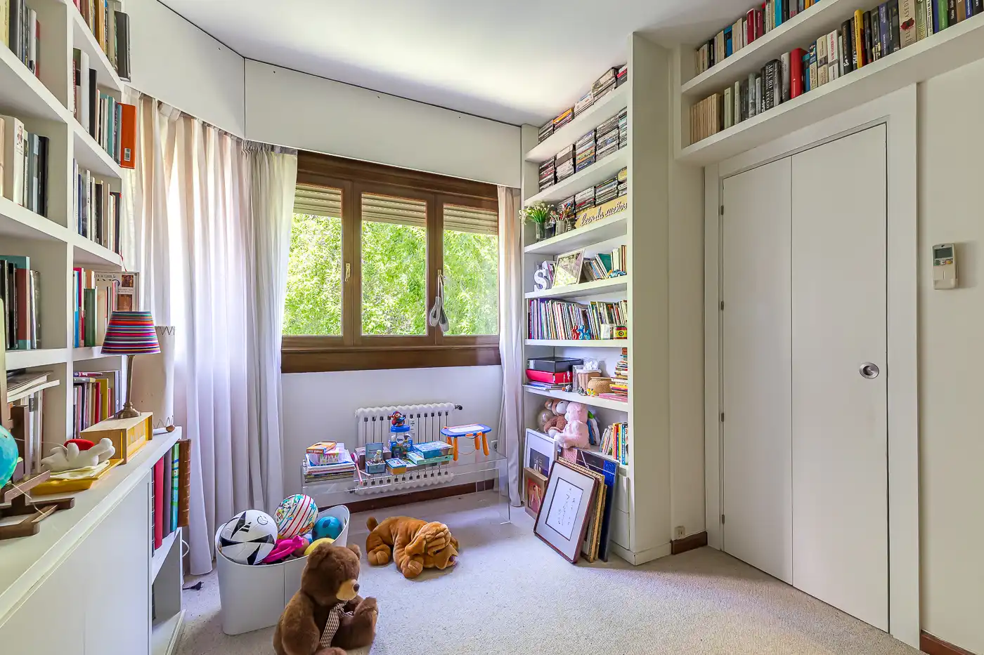 Bedroom of Flat for sale in Madrid  with Air Conditioner, Heating and Terrace