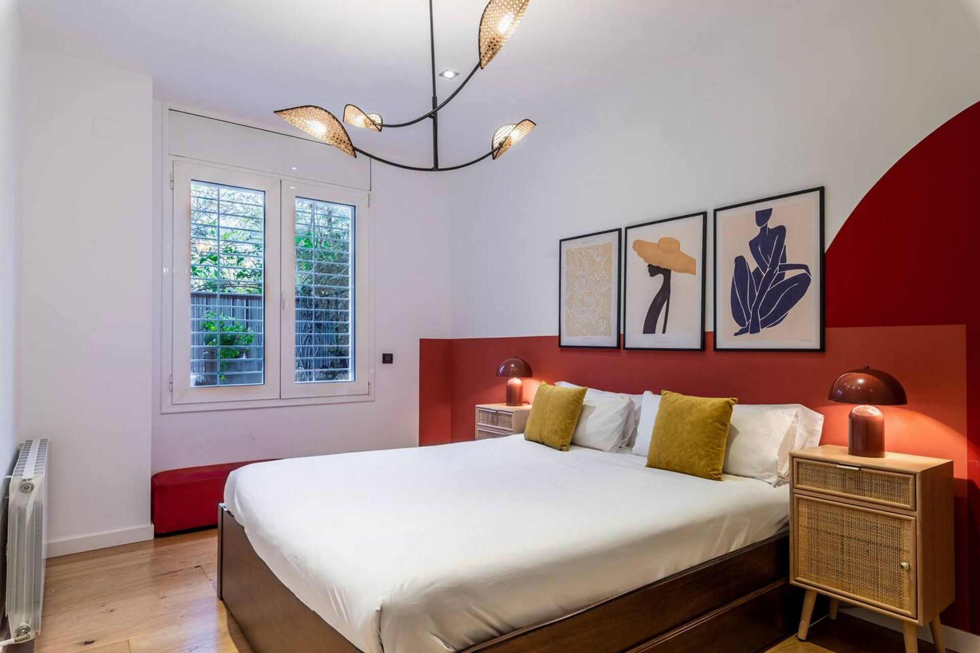 Dormitori de Pis de lloguer en  Barcelona Capital amb Aire condicionat, Moblat i TV