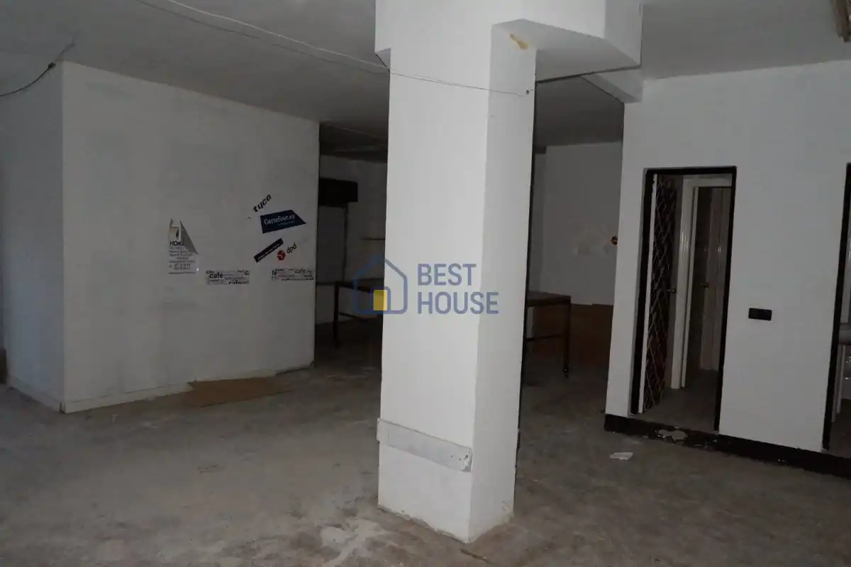 Geschaftsraum zur Miete in La Vega - La Sal