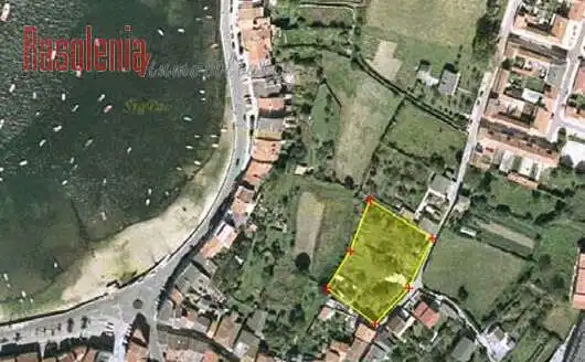 Terreni e lotti in vendita a De Catro Ventos 15