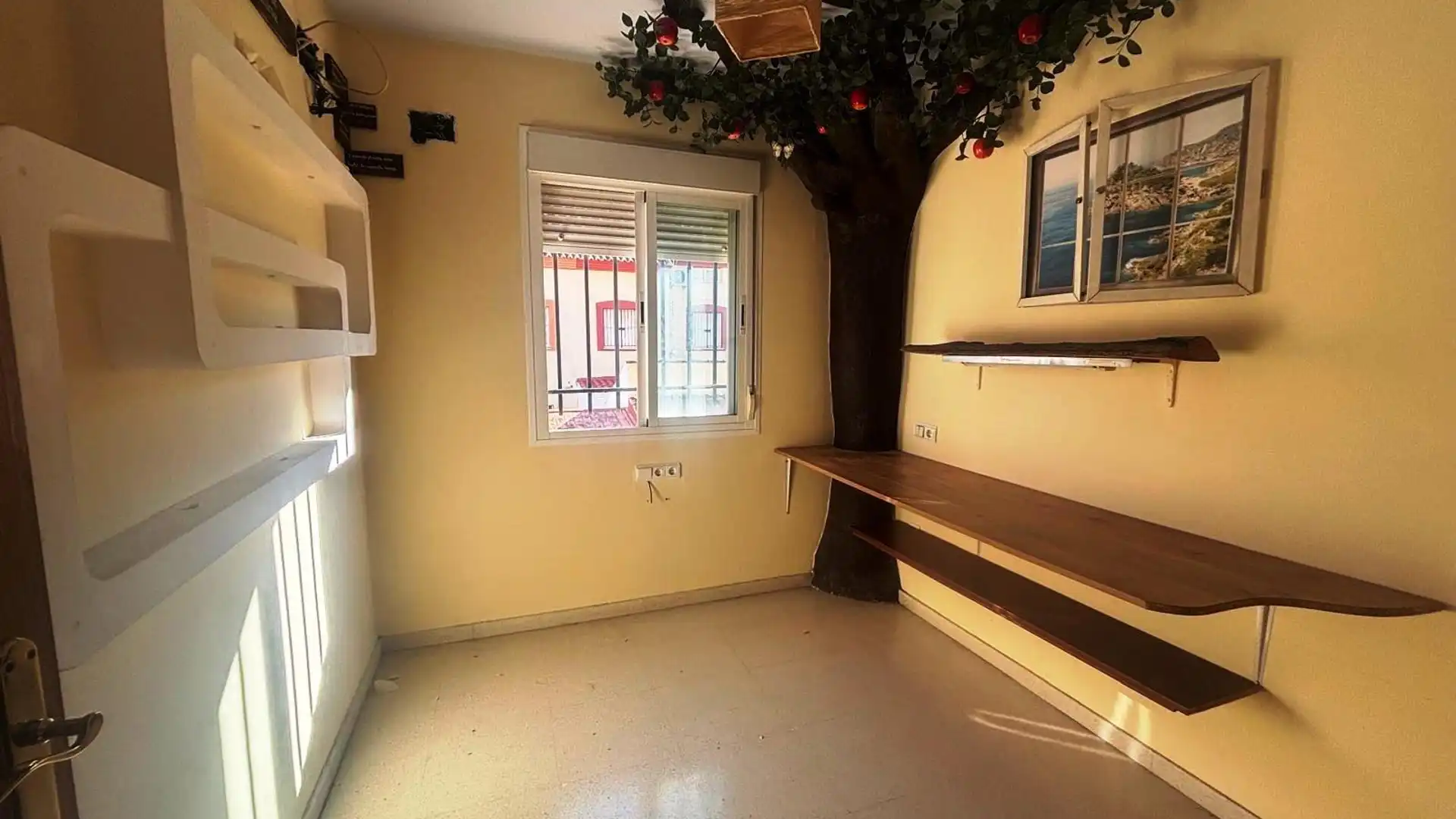 Bedroom of Single-family semi-detached for sale in Benacazón  with Air Conditioner, Storage room and Community pool