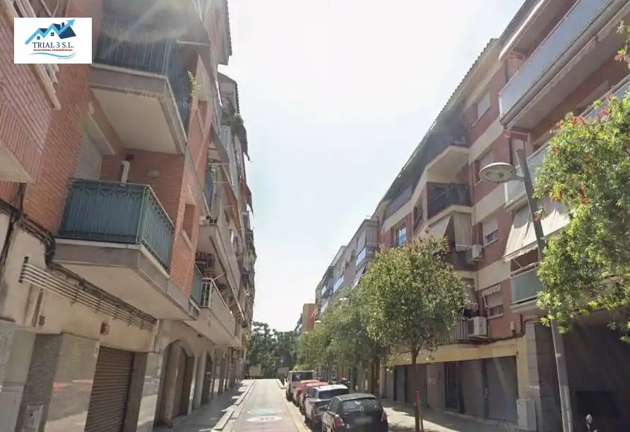 Flat with lift for sale in Calle del Canonge Doctor Auguet, imagen 2