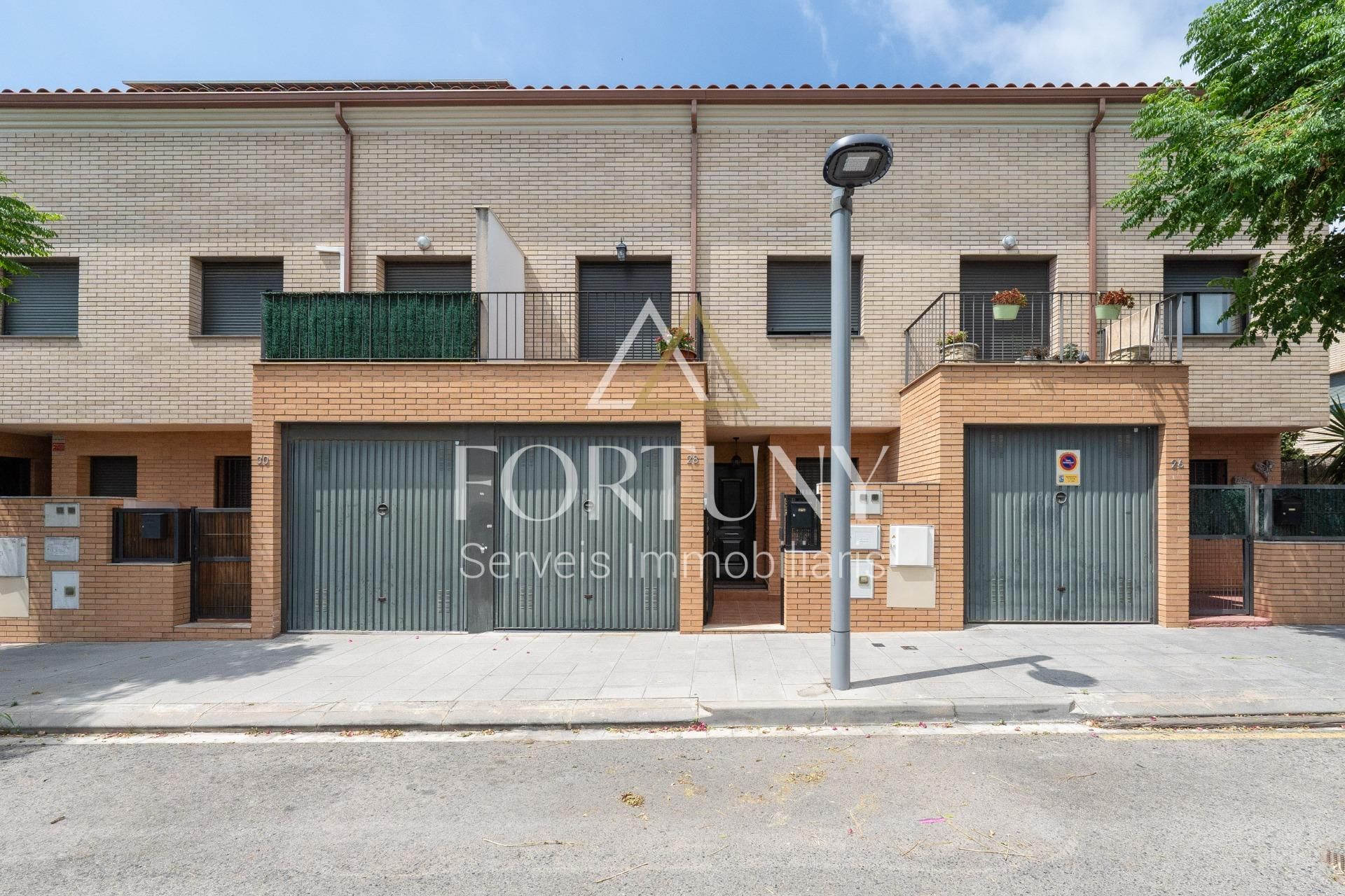 Exterior view of Single-family semi-detached for sale in La Canonja  with Air Conditioner, Heating and Private garden