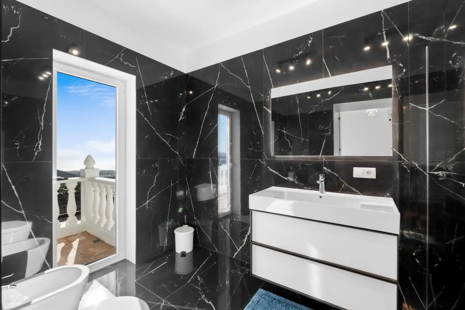 Bathroom of Houses for sale in San Miguel de Abona  with Air Conditioner, Private garden and Terrace
