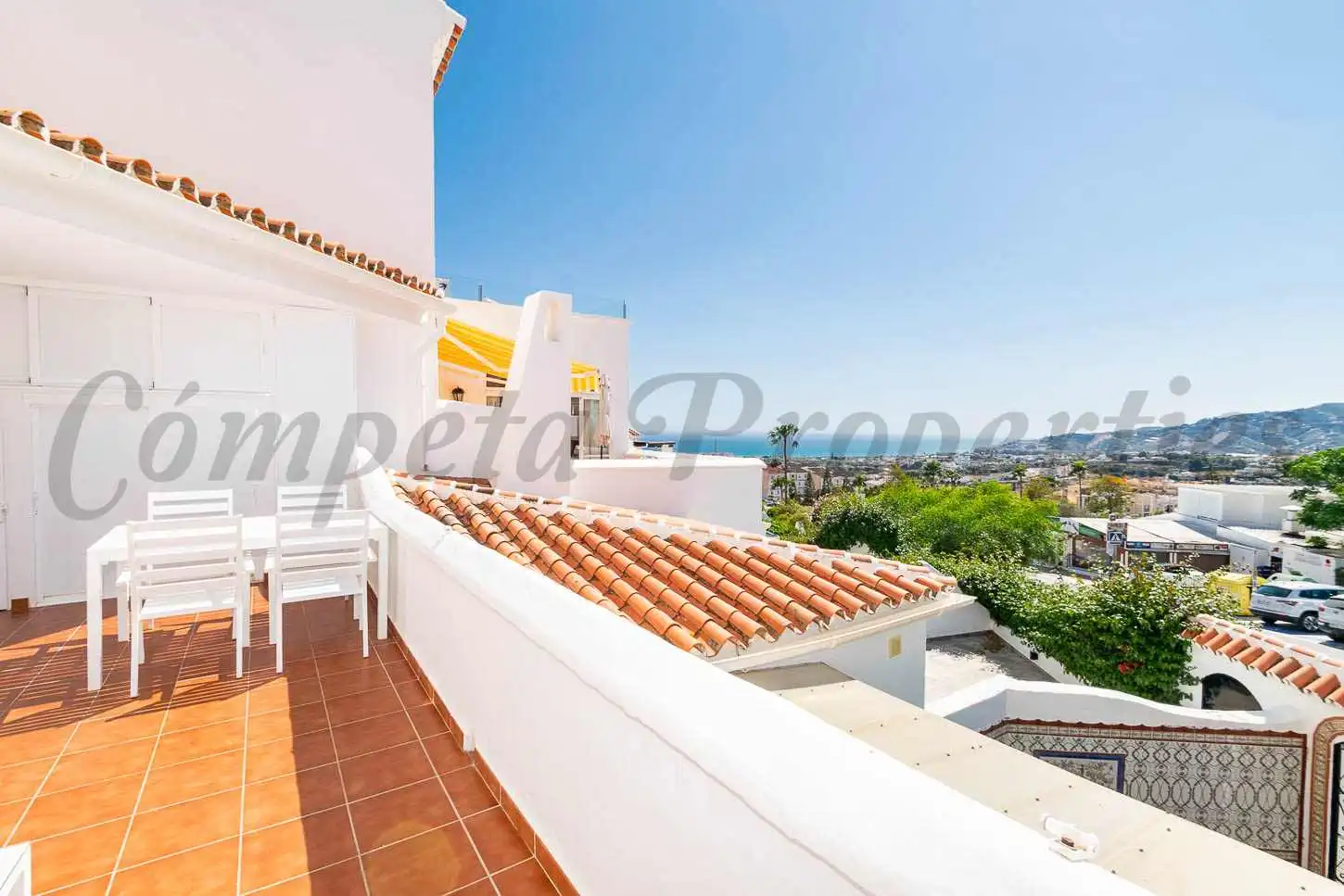 Außenansicht von Wohnungen zum Verkauf in Nerja mit Klimaanlage, Möbliert und Balkon