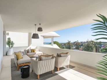 Adossat amb piscina en venda a Nueva Andalucía