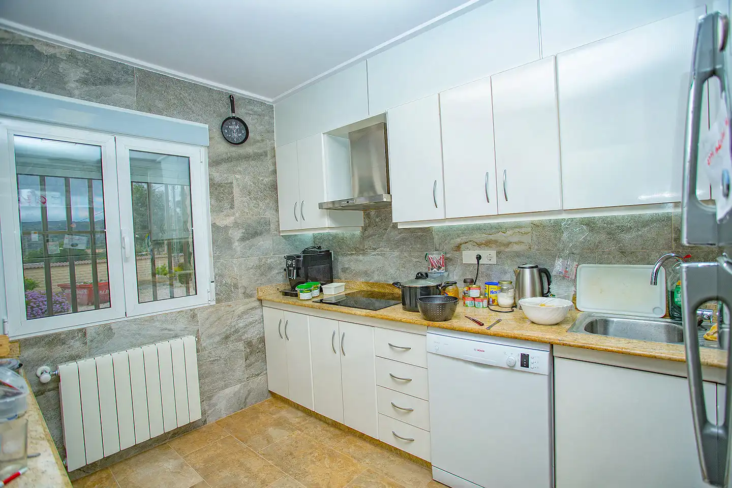 Cocina de Finca rústica en venta en Aspe con Aire acondicionado, Calefacción y Jardín privado