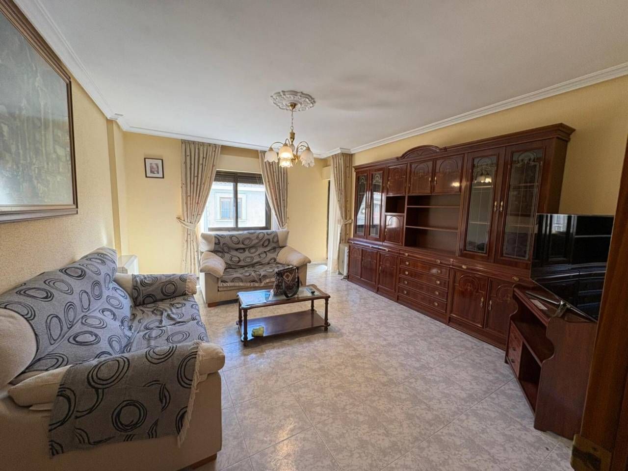Living room of Flat for sale in Ciudad Rodrigo  with Heating, Furnished and Balcony