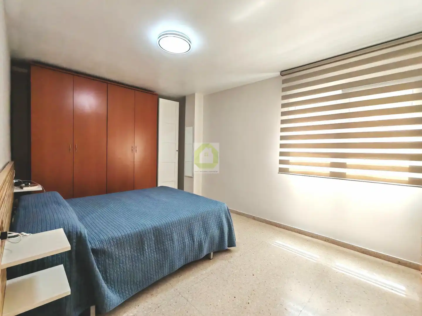 Bedroom of Flat for rent in Granada  with Air Conditioner and Furnished